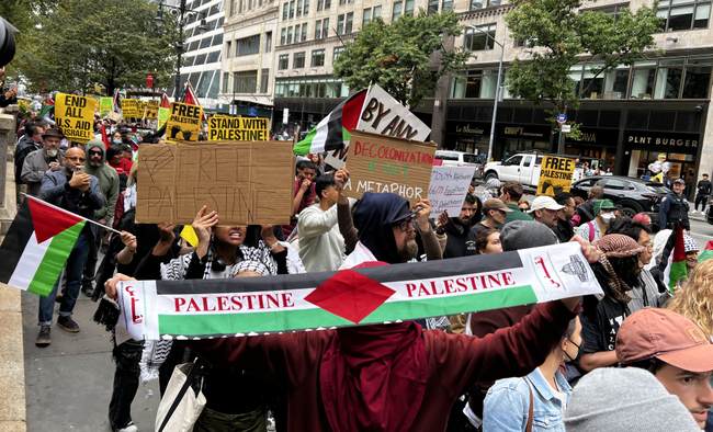 Biden Admin Is Reportedly Bribing Israel to Not Invade Rafah