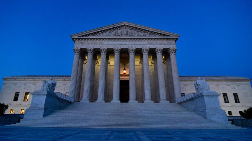 Senator Warns Supreme Court Is “Readying” To Rewrite The Second Amendment