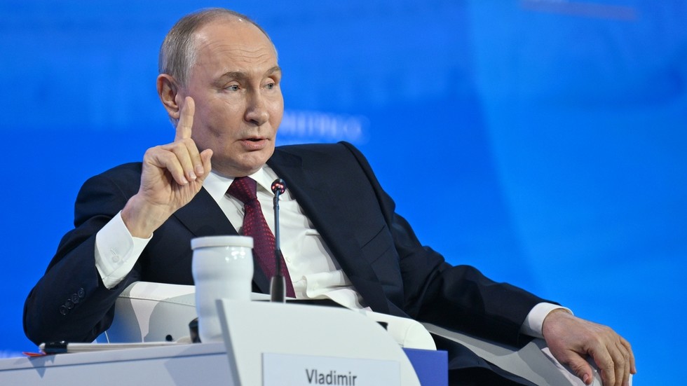 US wouldn’t rescue allies in nuclear war – Putin