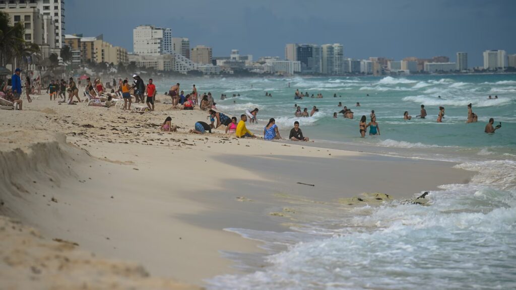 12-year-old killed by gunmen on jet skis targeting rival drug dealer, officials say