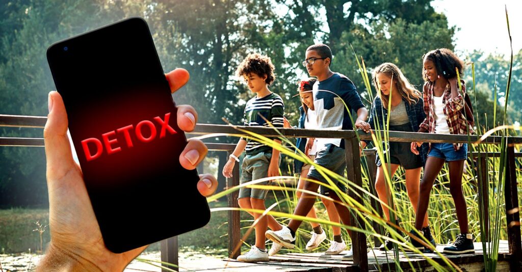10 Teens Gave Up Smartphones for a Month. Here’s What Happened