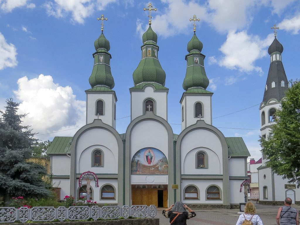 Zelensky Officially Bans The Ukrainian Orthodox Church