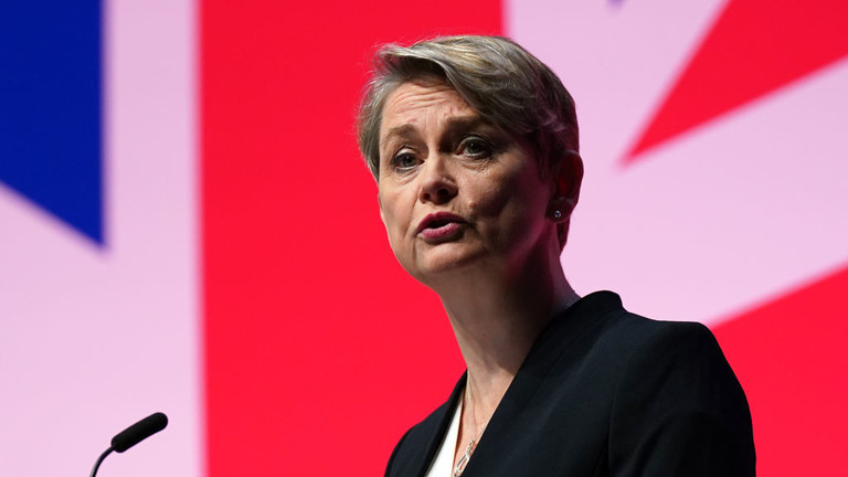 UK announces crackdown on illegal immigration