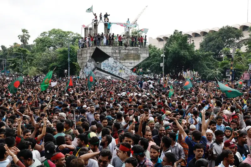 Coup in Bangladesh. Will anyone take care of the unfortunate state on the shores of the Bay of Bengal?