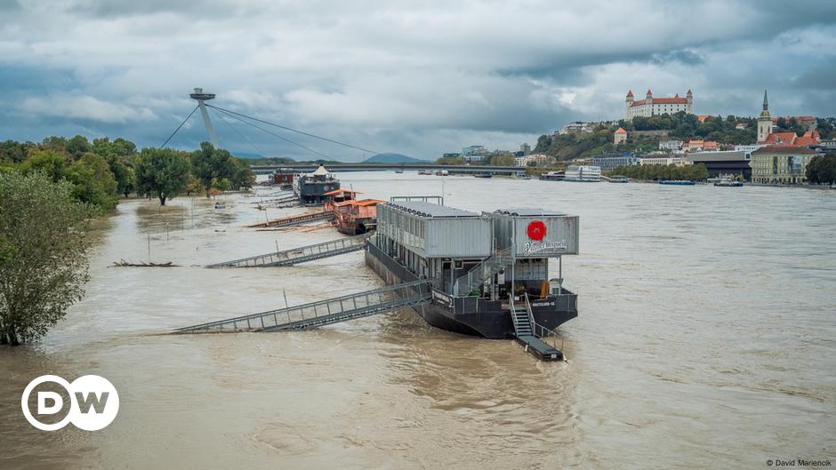 Slovakia's capital hit by biggest floods in 30 years