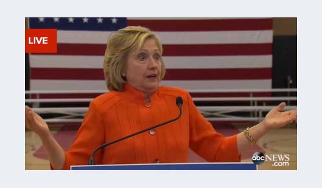 Hillary Clinton Publicly Offers Kamala Her 'Help' and Twitter Wonders What Exactly That Means