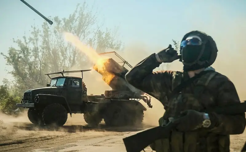 The Russian Armed Forces have finally cut off the route to Novodmitrovka, implementing the concept of encircling Selidovo