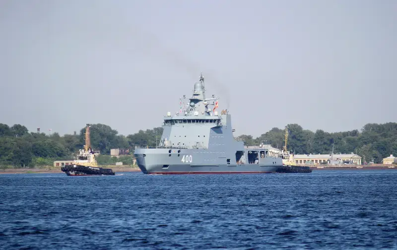 The dates for the transfer of the first combat icebreaker Ivan Papanin of Project 23550 to the Northern Fleet have been announced