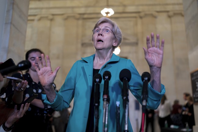 Elizabeth Warren Disrespects the Entire Military with One Single Tweet
