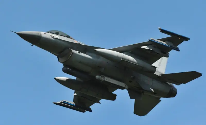 The last batch of Dutch F-16 fighters has been delivered to Ukrainian cadets
