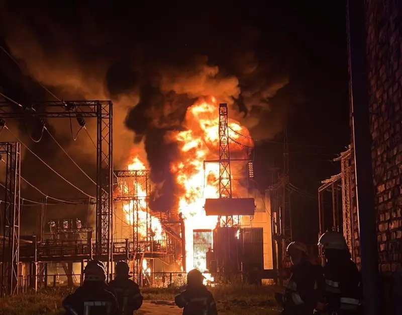 Ukrainian expert: with the cold weather, transformer substations will burn and explode just like during the Geranium attack
