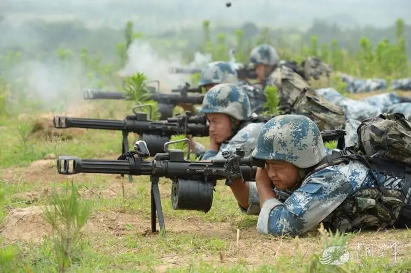 Grenade launchers and anti-tank missile systems of the Chinese Marine Corps
