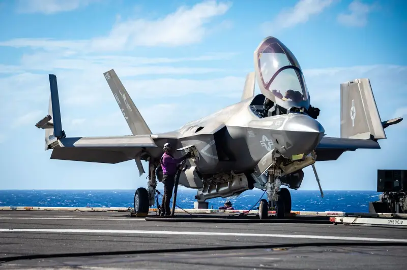 US Navy Receives 35th F-XNUMXC