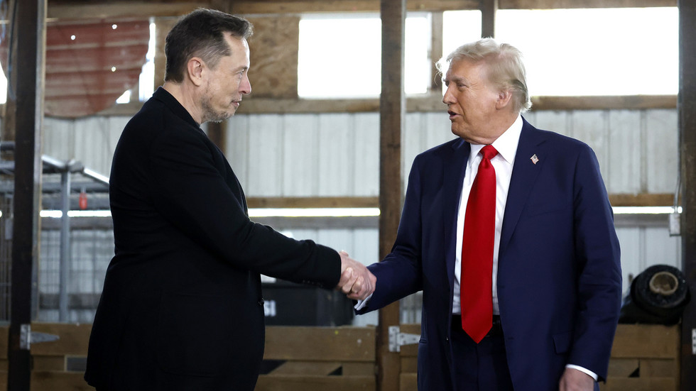 Here’s why Trump really wants to get his hands on Greenland and Canada