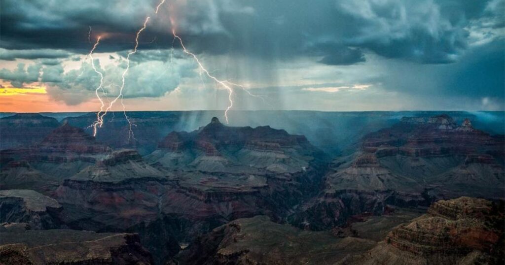 Forbidden Zone of The Grand Canyon: Legends, Landmarks & Lies