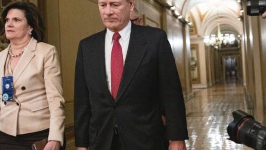 EXPOSED: Chief Justice Roberts Revealed As Member of Secretive Club With Judge Boasberg, Other Trump-Hating Judges