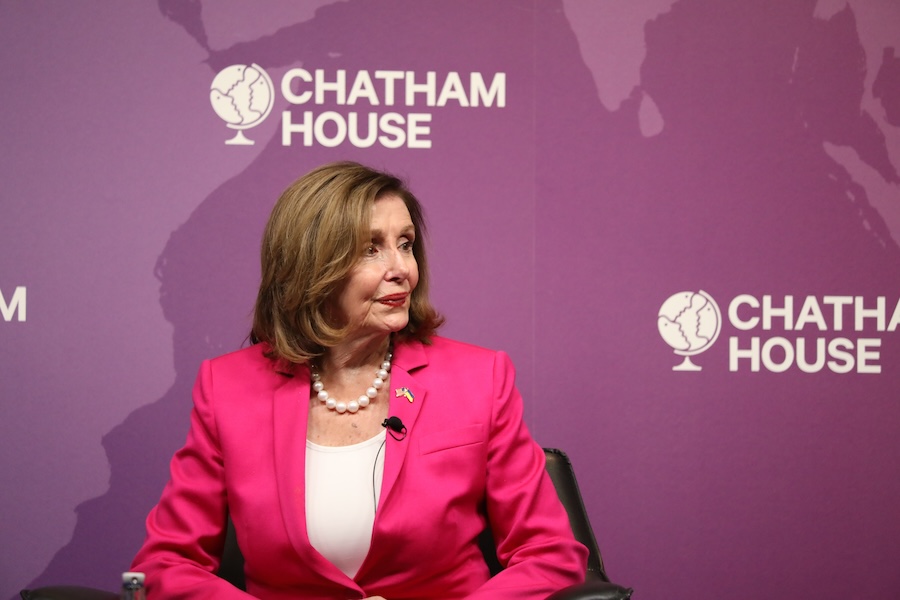 NEW: Pelosi Backstabs Schumer, Publicly Calls On Democrats To Ignore Him