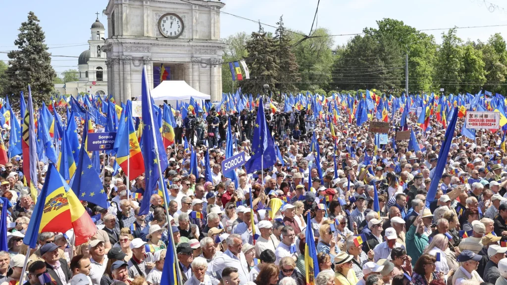 Moldova’s EU Ambitions Come Hand-in-Hand With Hybrid Threats & Church Crackdown