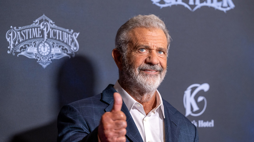 Trump ally Mel Gibson calls for ‘truth’ about 9/11