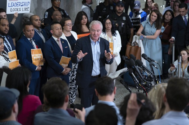 Van Hollen Backtracks As El Salvador Stunt Backfires Spectacularly