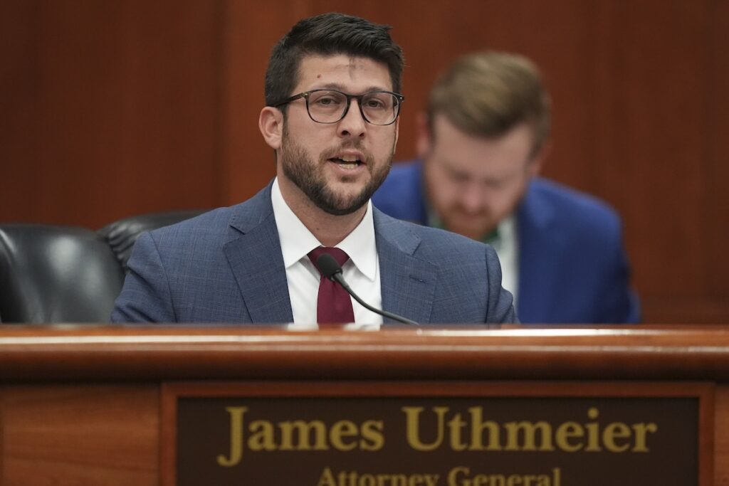 Nullification? Ignore Judge’s Immigration “Order,” Florida AG Tells State Law Enforcement