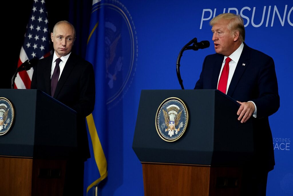 Ukraine’s Zelenskyy to meet Trump on Monday after US-Russia summit secured no halt to fighting