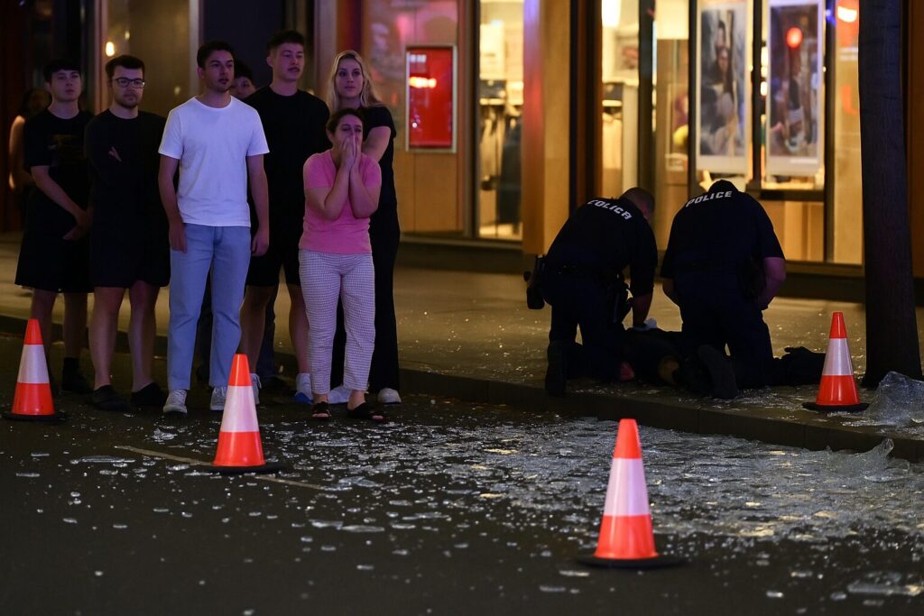 Gunman opens fire on busy street in Australia